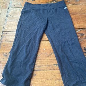 I’m selling grey calf length joggers